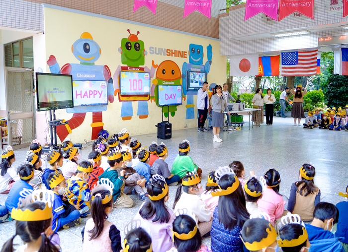 The 100th Day of school 我們一起陪孩子歡度入學100天🎉🎉🎉