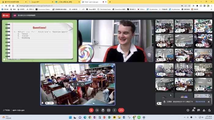 TeacherAndrew和全校的即時互動