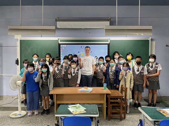 TeacherAndrew和全校的即時互動