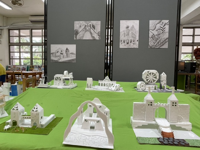 畢業美展圖片