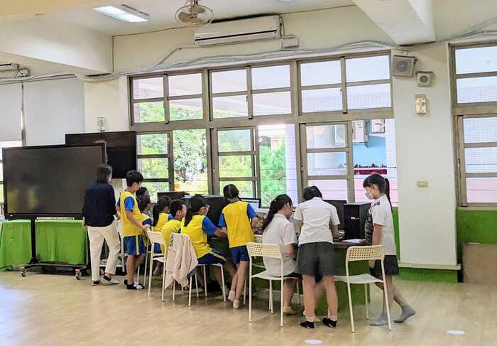 主題書展跟著上石熊環遊世界一亞洲