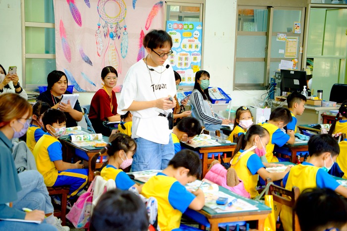 歡迎 蔣東霖 校長與中教大學生參訪