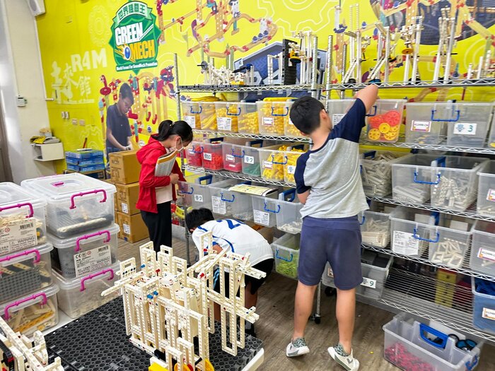 三間積木教室就定位