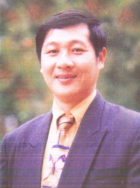 第4屆家長會長劉天送會長相片